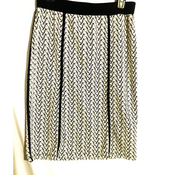 Le Lis Jacquard Pull-On Pencil Skirt - Picture 1 of 5